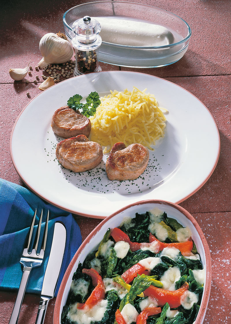 lw-heute.de – Schweinemedaillons mit überbackenem Blattspinat ...