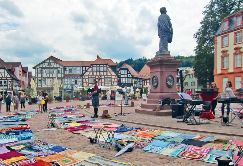 Für einen guten Zweck: „Wir stricken unser Leben“