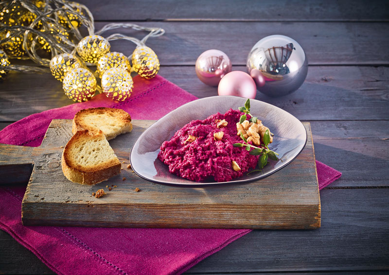 Rotkohl-Dip mit Ciabattascheiben