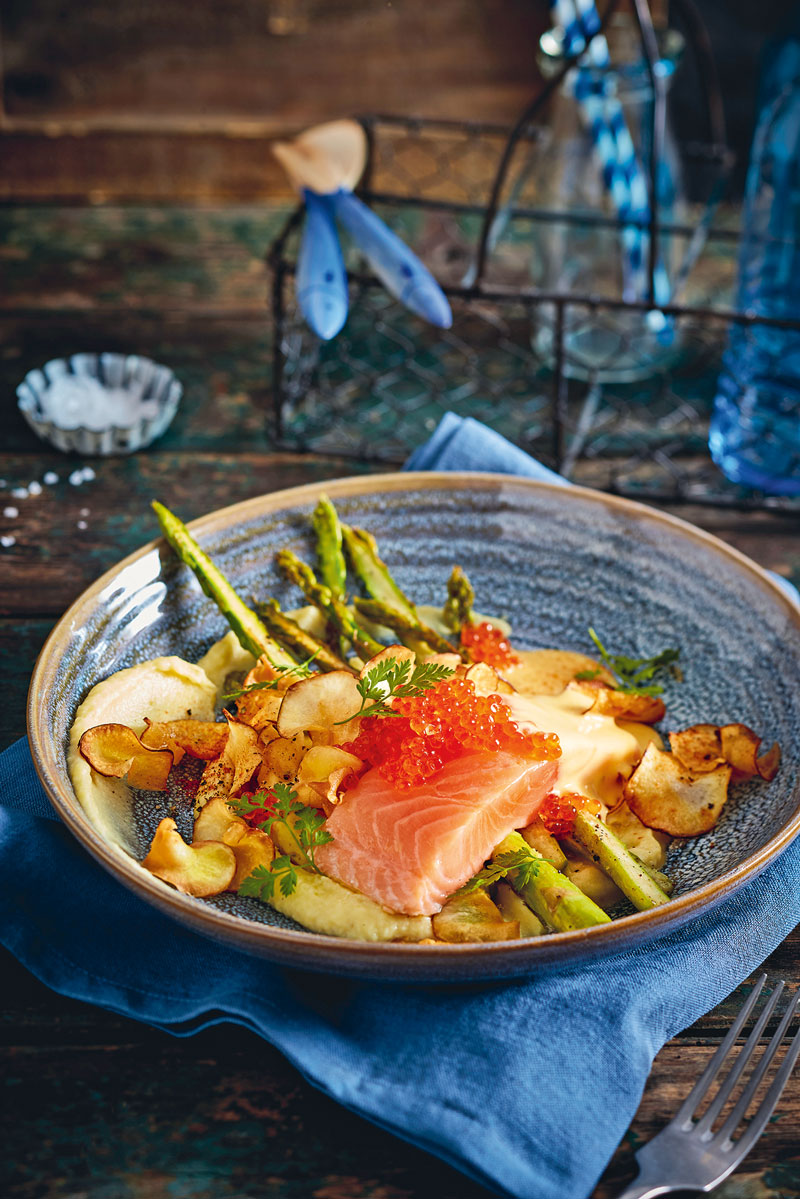 Sous-Vide-Lachs mit Sauce hollandaise