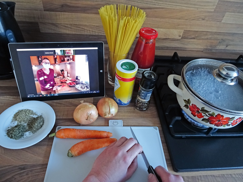 Digitaler Familien-Kochtreff