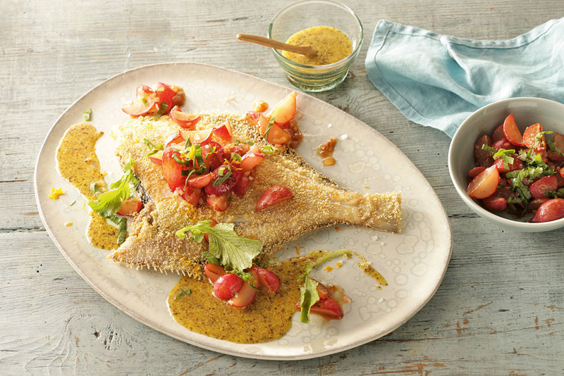 Im Ganzen gebratene Scholle mit glasierten Radieschen