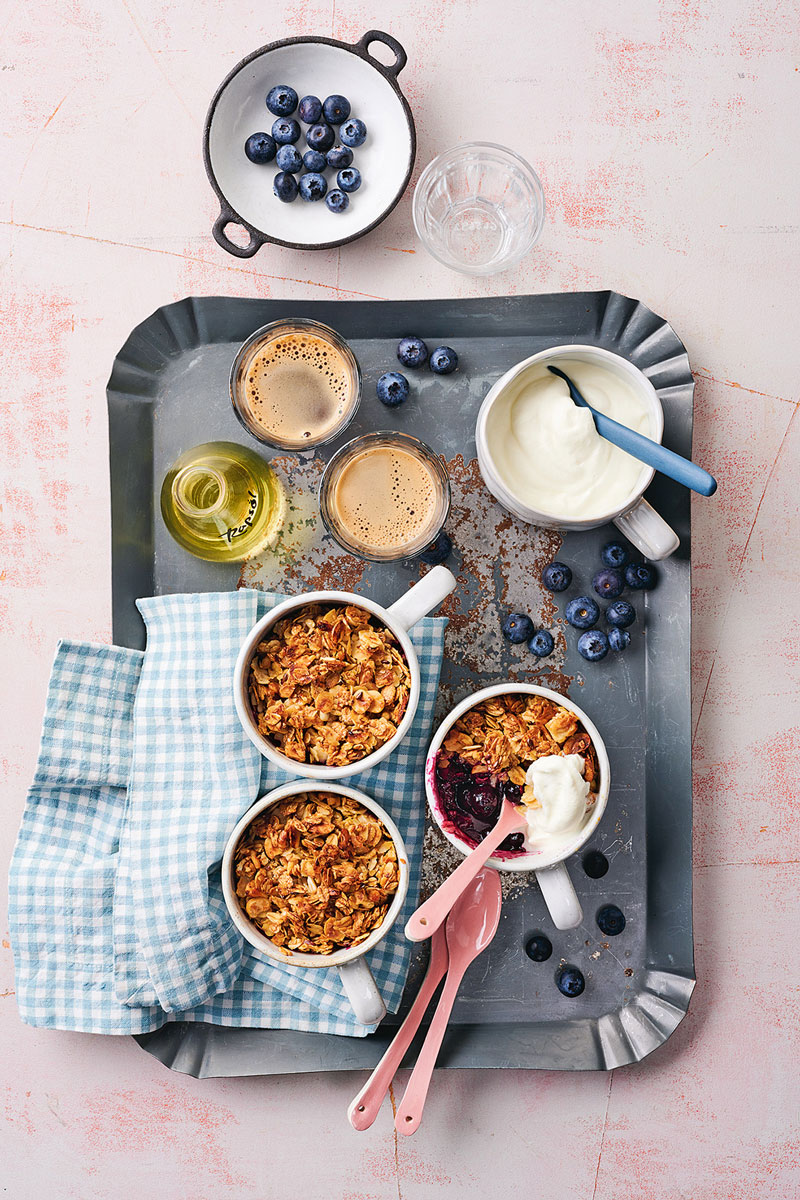 Schneller Blaubeer-Granola-Crumble