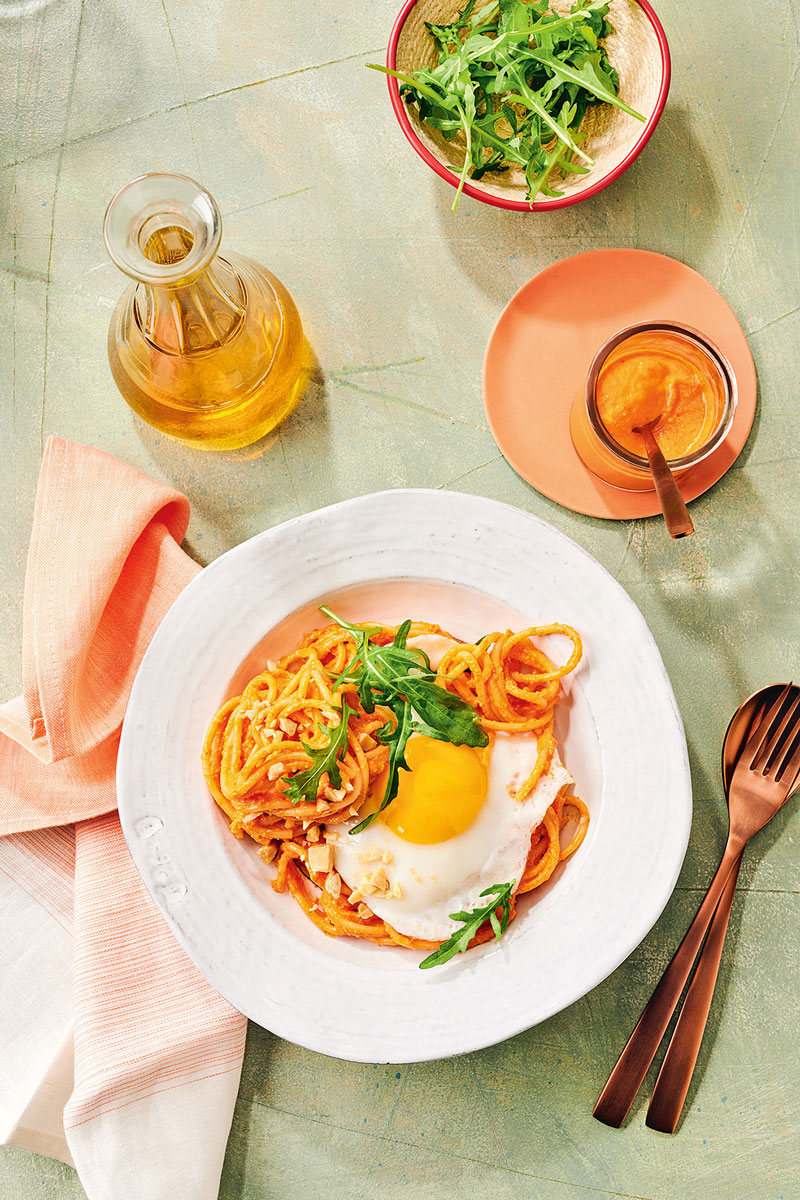 Spaghetti mit schnellem Paprika-Pesto