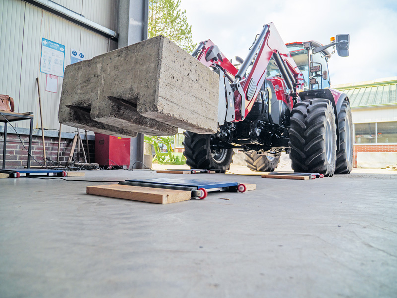 Schlepper-Test der LWK Niedersachsen – Teil 3, Frontlader