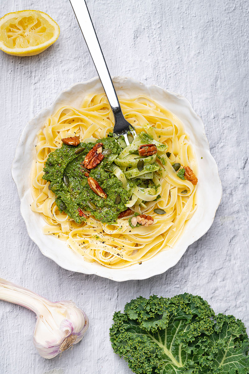 Pasta mit Grünkohl-Pesto