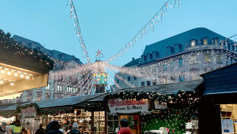 Verbindungen mit Menschen, geben dem Leben Wert