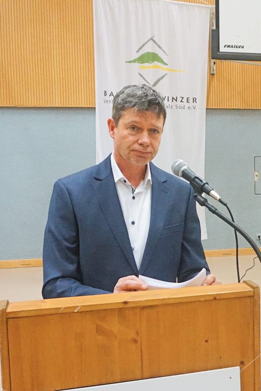 Kreisvorsitzender Peter Acker zu 100 Prozent bestätigt