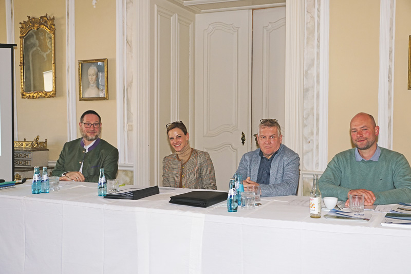 Diskussion um Mindestlohn und Tarifverträge