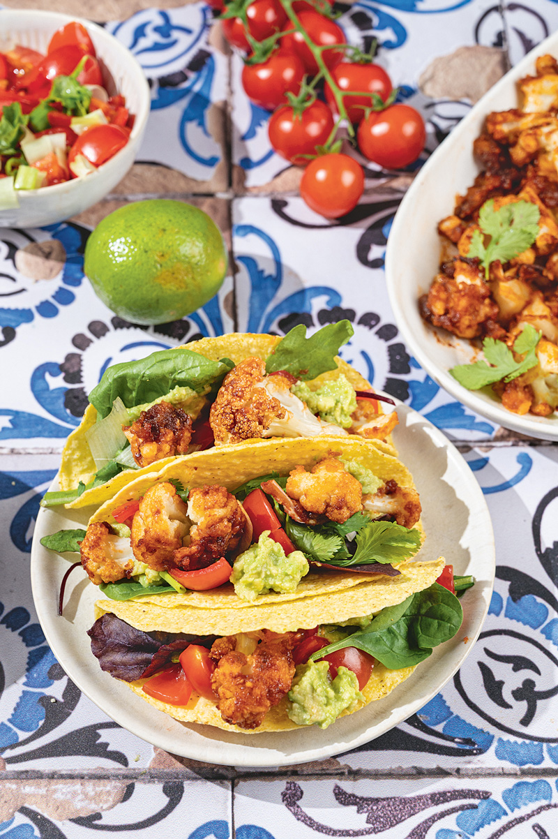 Blumenkohl-Wings in Tacoschalen