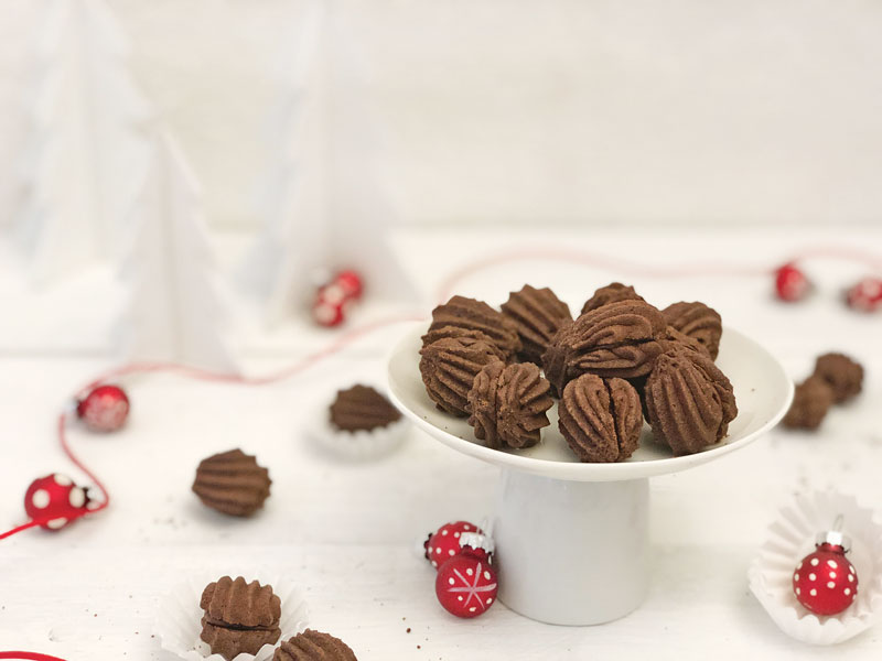 Schokotatzen mit feiner Zimt-Trüffelcreme