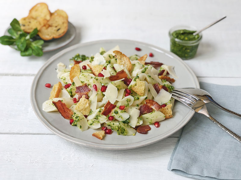Schwarzwurzel-Salat mit Feldsalat-Pesto
